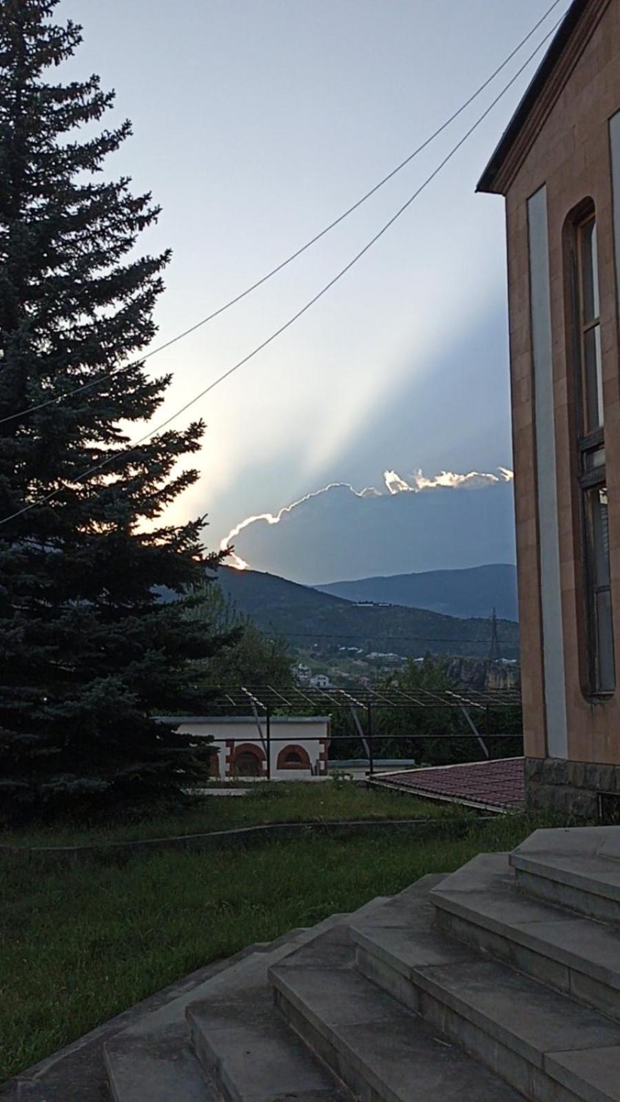 Luse Guest House Ijevan Bagian luar foto